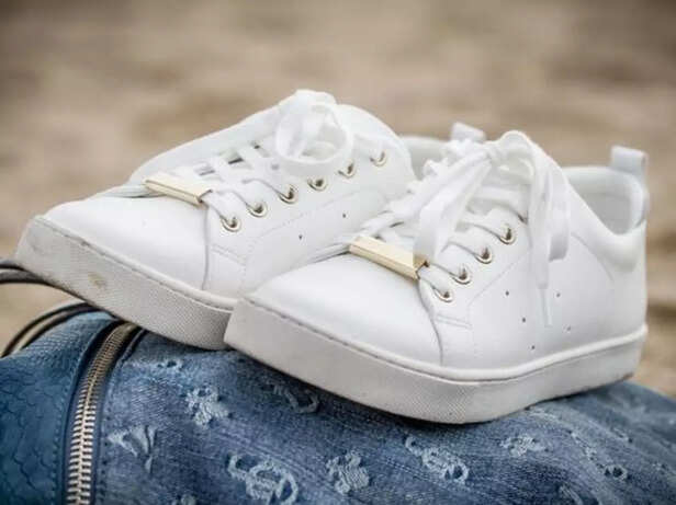 canvas shoes