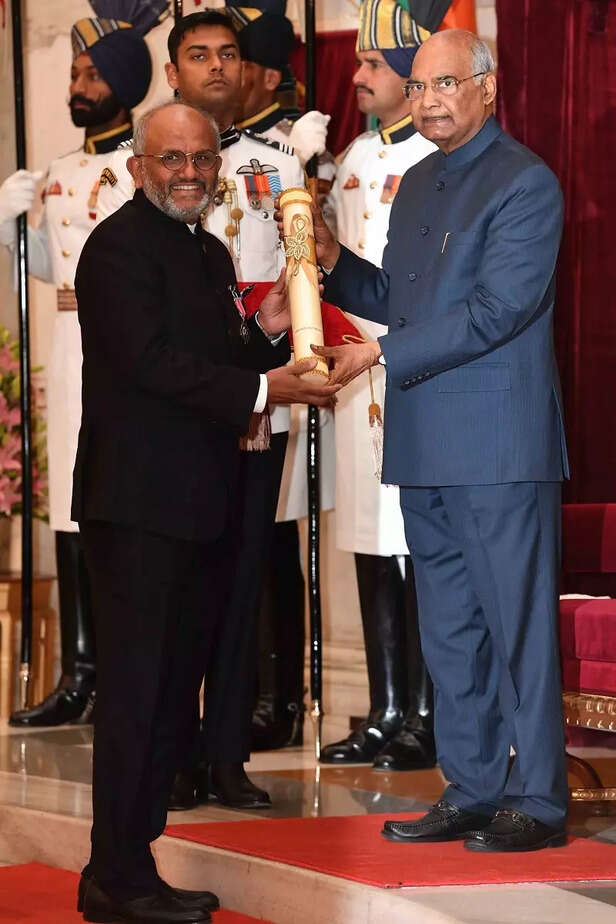 shantanu narayen