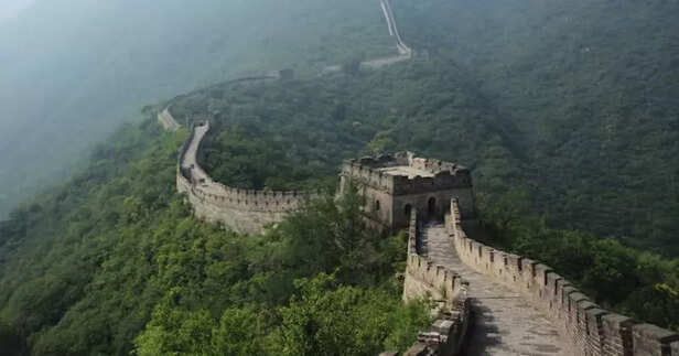 Beijing woos US influence