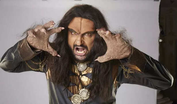 Parag Tyagi is a familiar