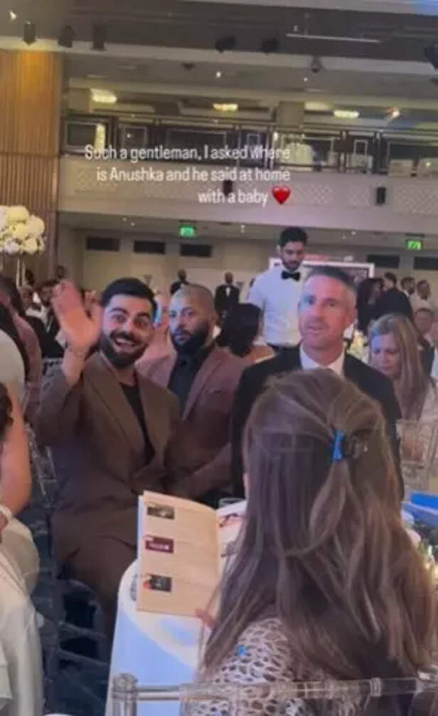 Virat Kohli’s Cute Gestur